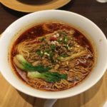 沖縄No.1坦々麺の美味いオシャレな店@那覇市赤嶺