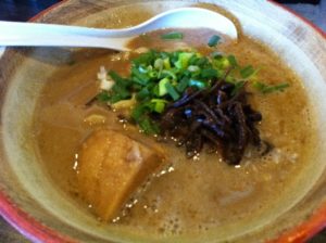 超濃厚豚骨ラーメン@那覇市銘苅