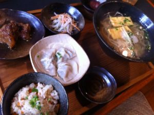 そば×餃子×天ぷら最高@沖縄市