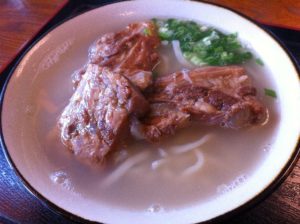 うるま市 自家製もちもち麺そば