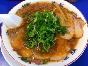 北谷コスパ最高ラーメン屋