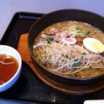 暑い熱いラーメンと冷たいラーメン