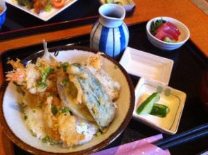 衣サクサク旨い天丼