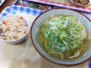 ねぎだく沖縄そば美味し!!
