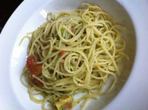 隠しきれない大人気の隠れ家カフェ