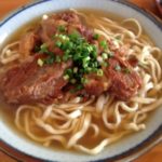 糸満老舗のそばと巨大迷路
