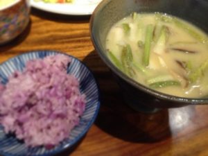 教えたくない絶品沖縄料理カフェ