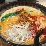 24時間オープンのゴージャスラーメン店